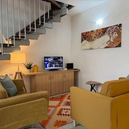 Lägenhet 100 Meters From The Sea And 30 Meters From The Pine Forest *