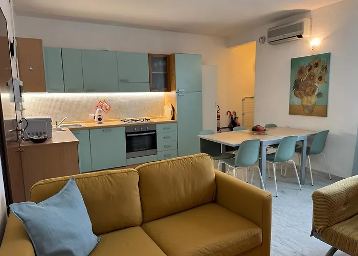 100 Meters From The Sea And 30 Meters From The Pine Forest *