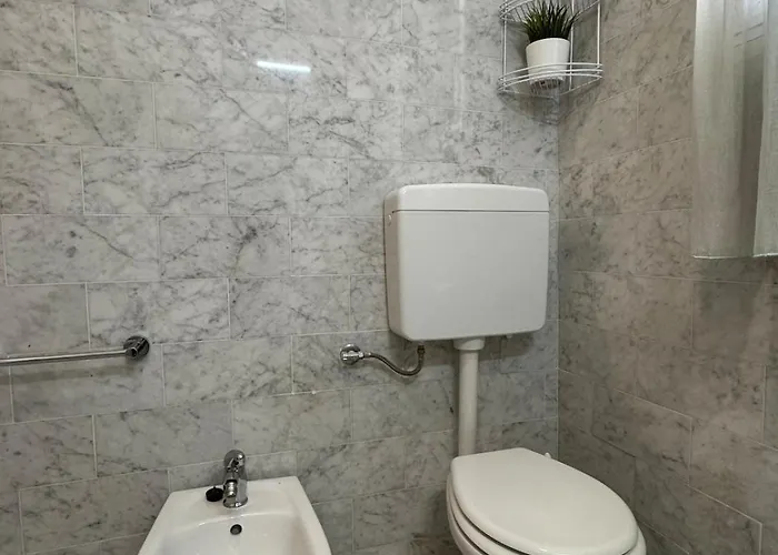 100 Meters From The Sea And 30 Meters From The Pine Forest Viareggio